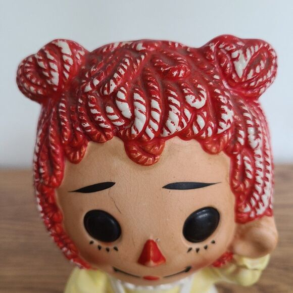 Vintage 1975 Raggedy Ann Ceramic Coin Bank With Music Box - Works! - Picture 2 of 15